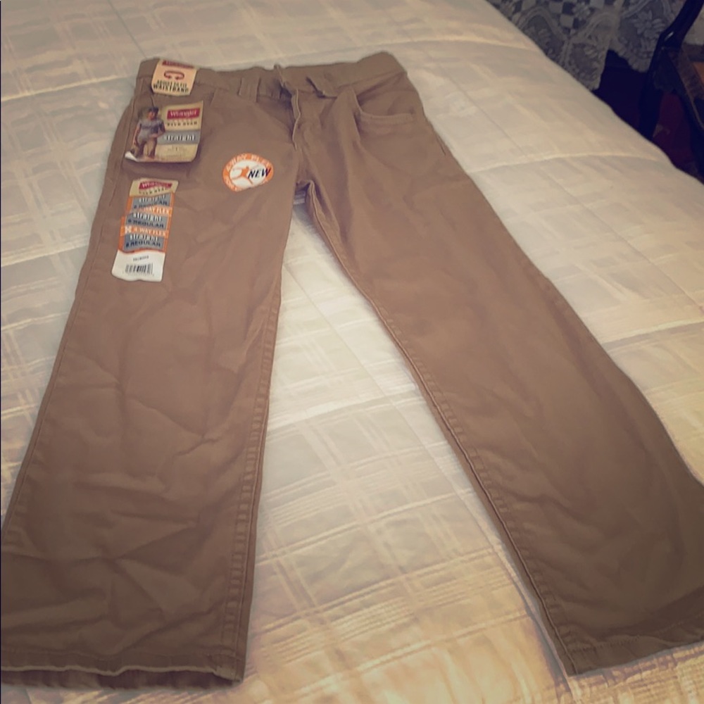 Wrangler adjust to fit waistband, size 8 regular.